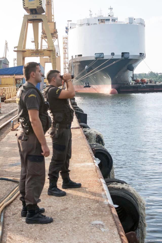 De ce Industrial PROTGUARD – industrie navală